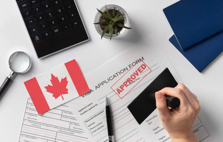 加拿大护照与中国身份证同一人公证认证用于国内出售个人不动产之用